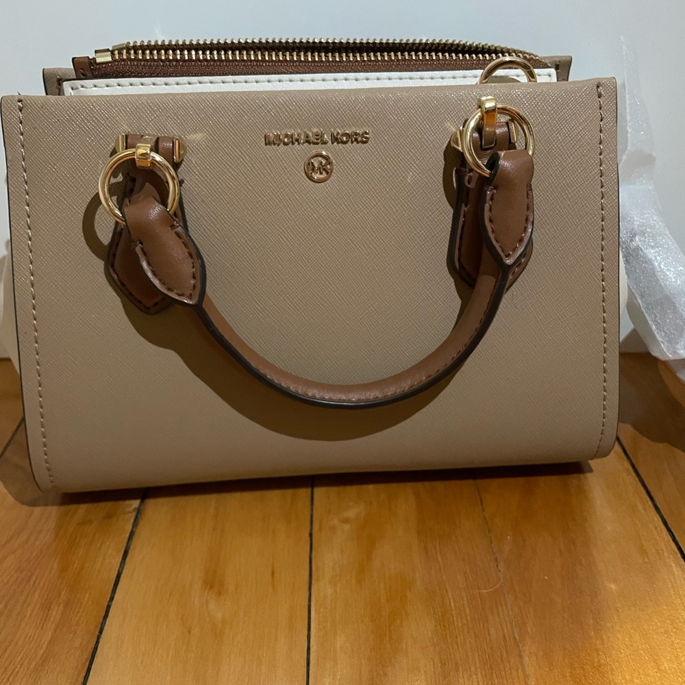 Michael Kors cross body bag